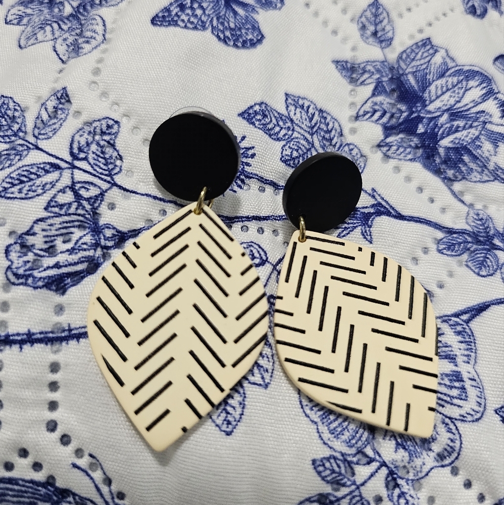 New vintage earrings